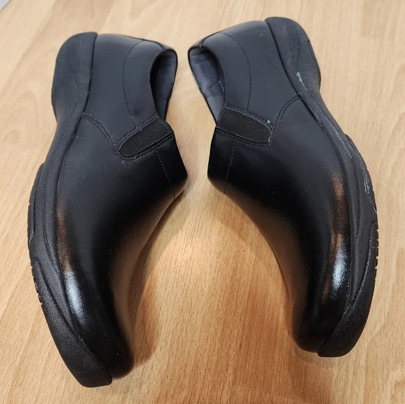 Dansko Black Leather Nora Slip On Clogs nursing shoes wome size EU 40. - Picture 5 of 12